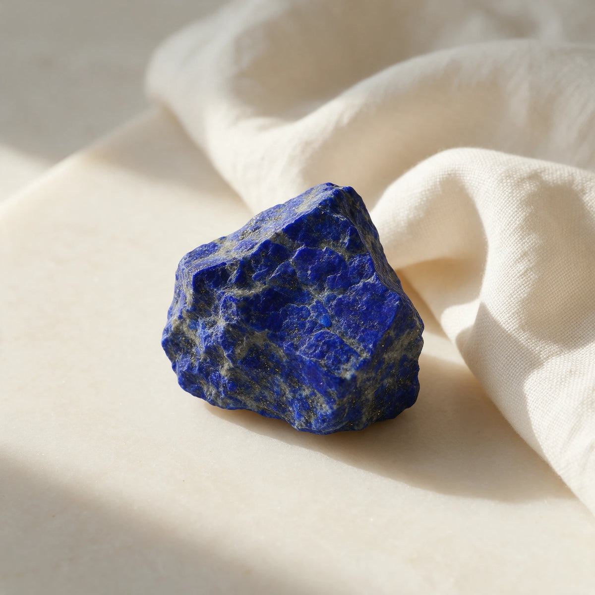 Bransoletka z lapis lazuli i serduszkami Coralie