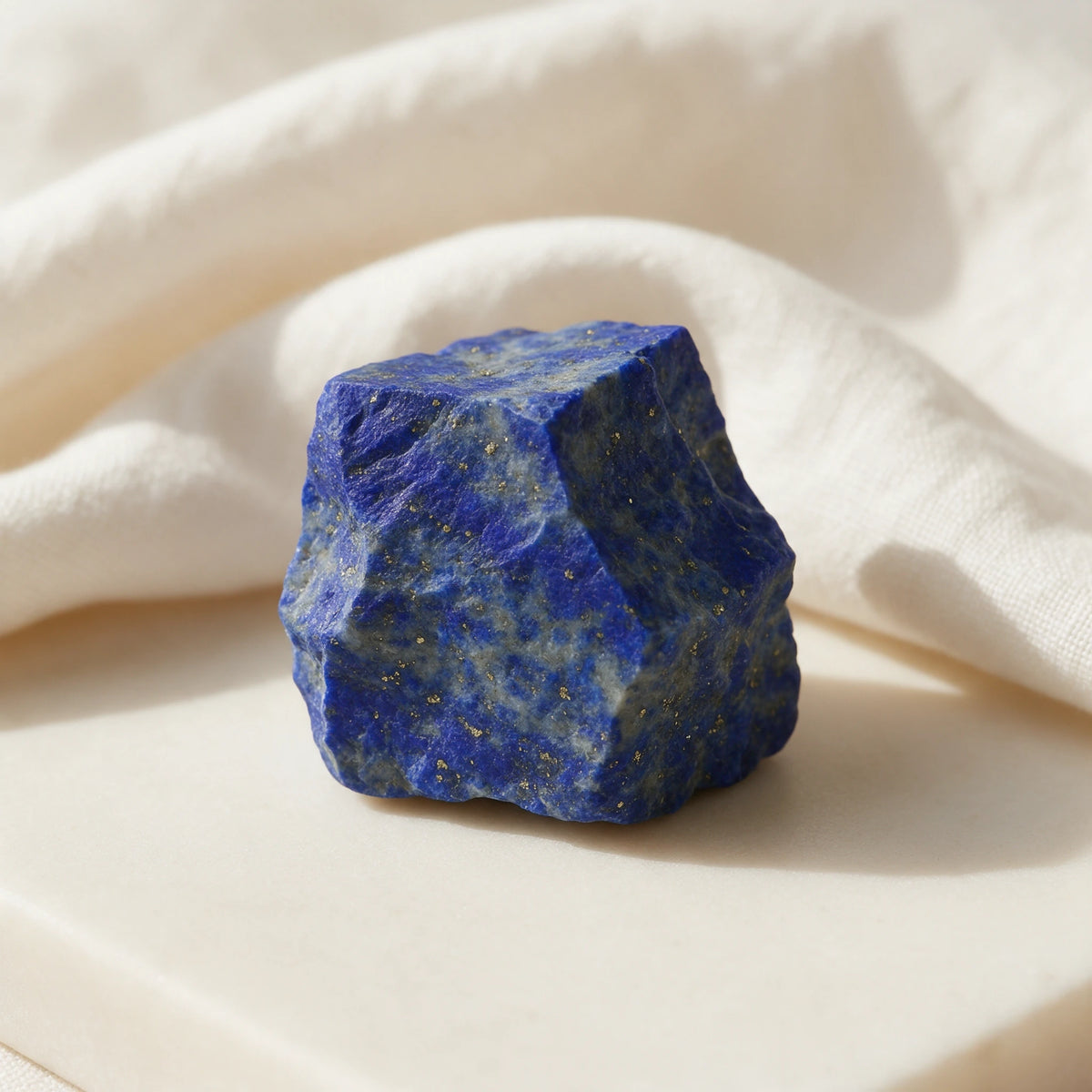 Pierścionek z lapis lazuli, fasetowany Nolia