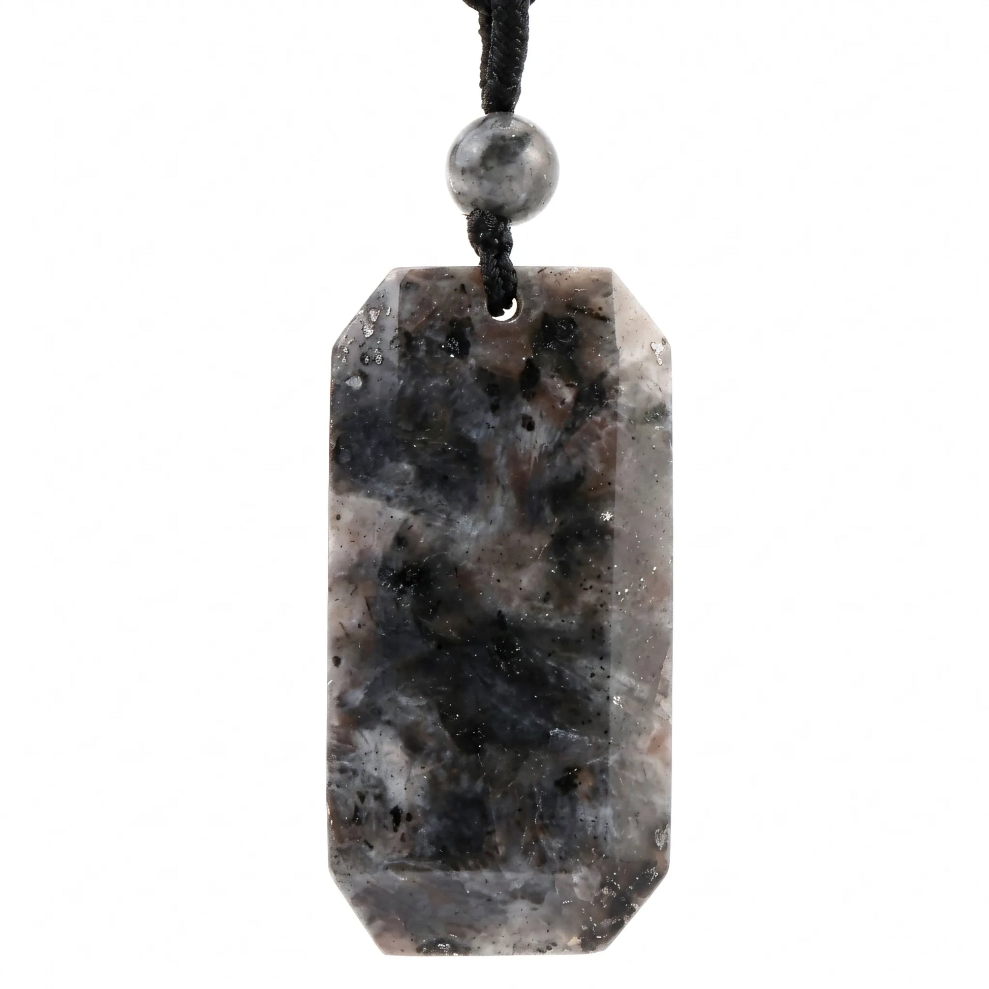 Naszyjnik z naturalnego czarnego labradorytu Altair, prostokątny fasetowany wisior na ciemnym sznurku